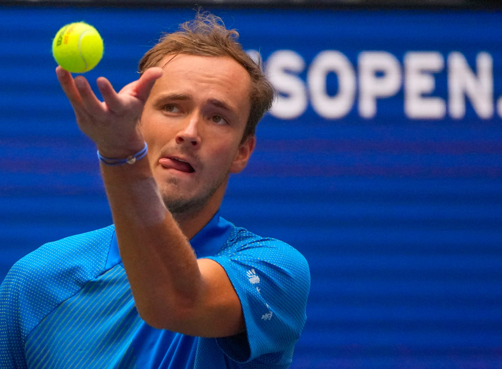 赛事中拼尽 赛事中拼尽