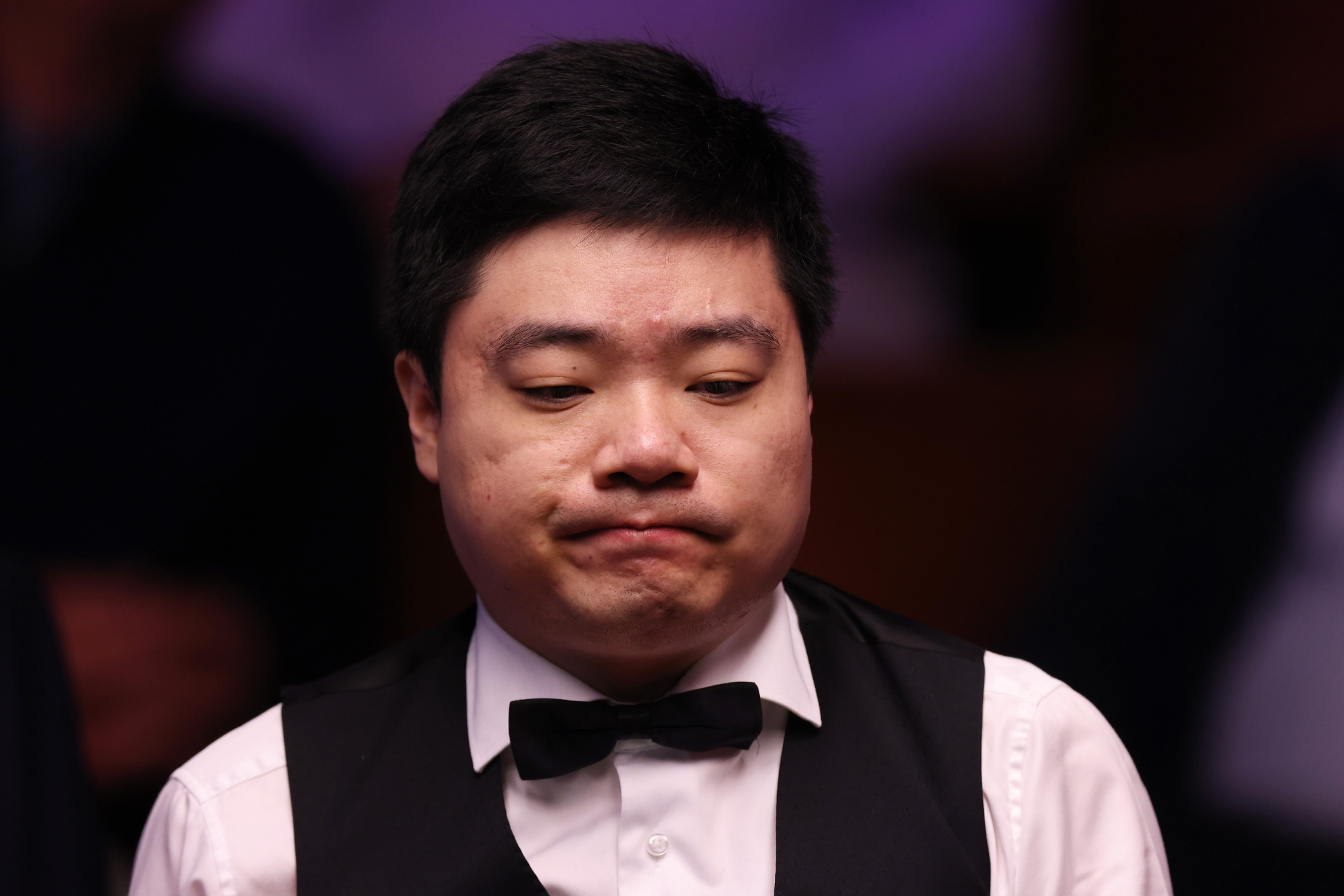 对手缩在油 对手缩在油